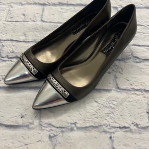 Brighton black/silver kitten heel shoes with Brighton chrome detail sz. 7.5 N.